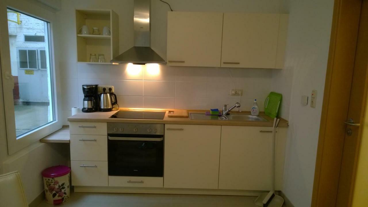 Pensionsappartments Blitz Wiesbaden Eksteriør billede